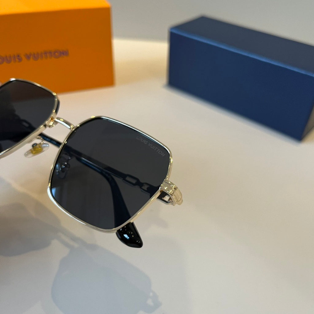 Louis Vuitton Fashion Silver Lens Sunglasses for Men & Women - 431195 - detail image 6
