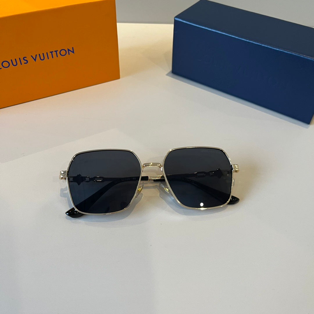Louis Vuitton Fashion Silver Lens Sunglasses for Men & Women - 464783 - detail image 7