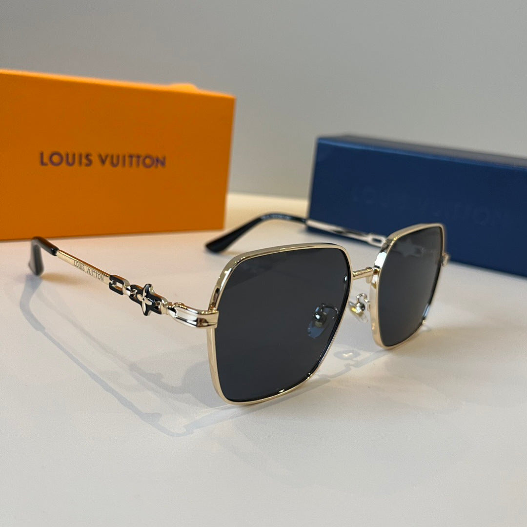 Louis Vuitton Fashion Silver Lens Sunglasses for Men & Women - 431195