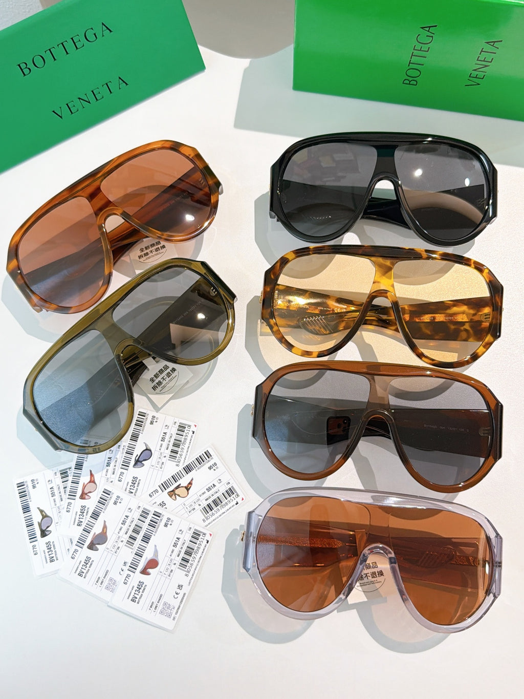 Bottega Veneta BV1345 Fashion Black Lens Sunglasses for Men & Women - detail image 9