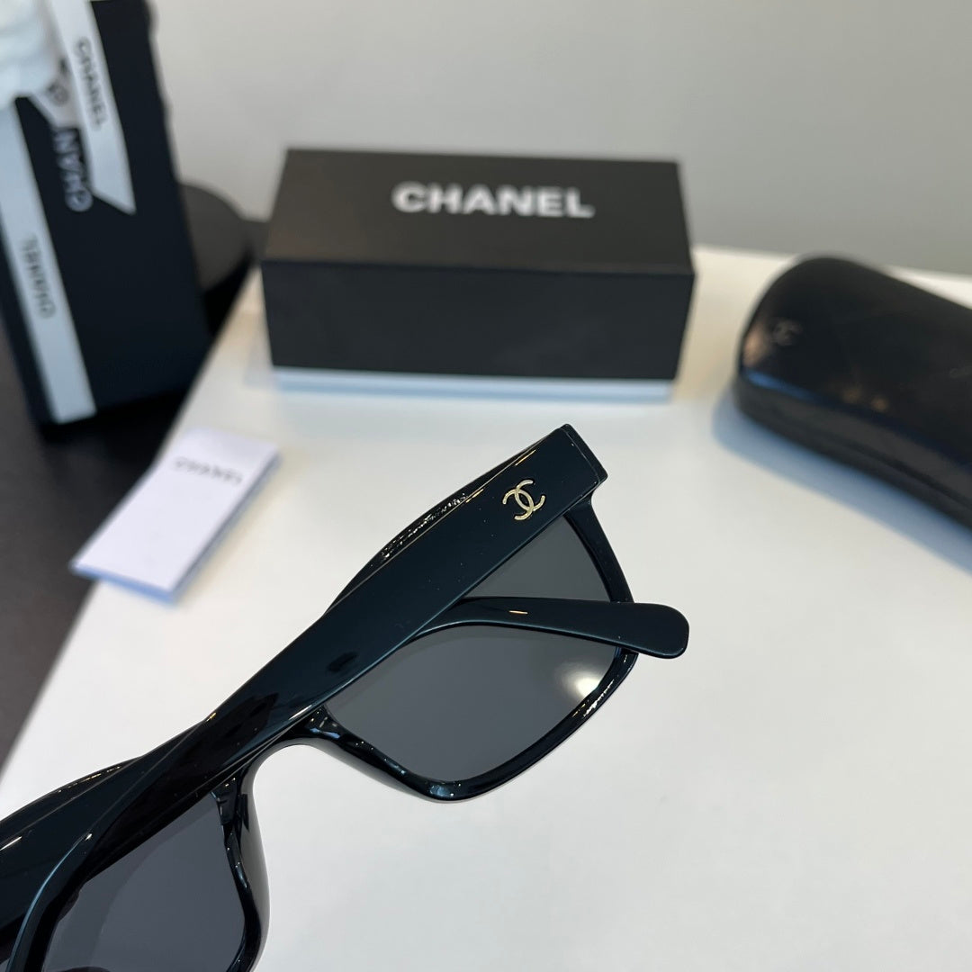 Chanel Fashion Black Lens Sunglasses for Men & Women - 465085 - detail image 7