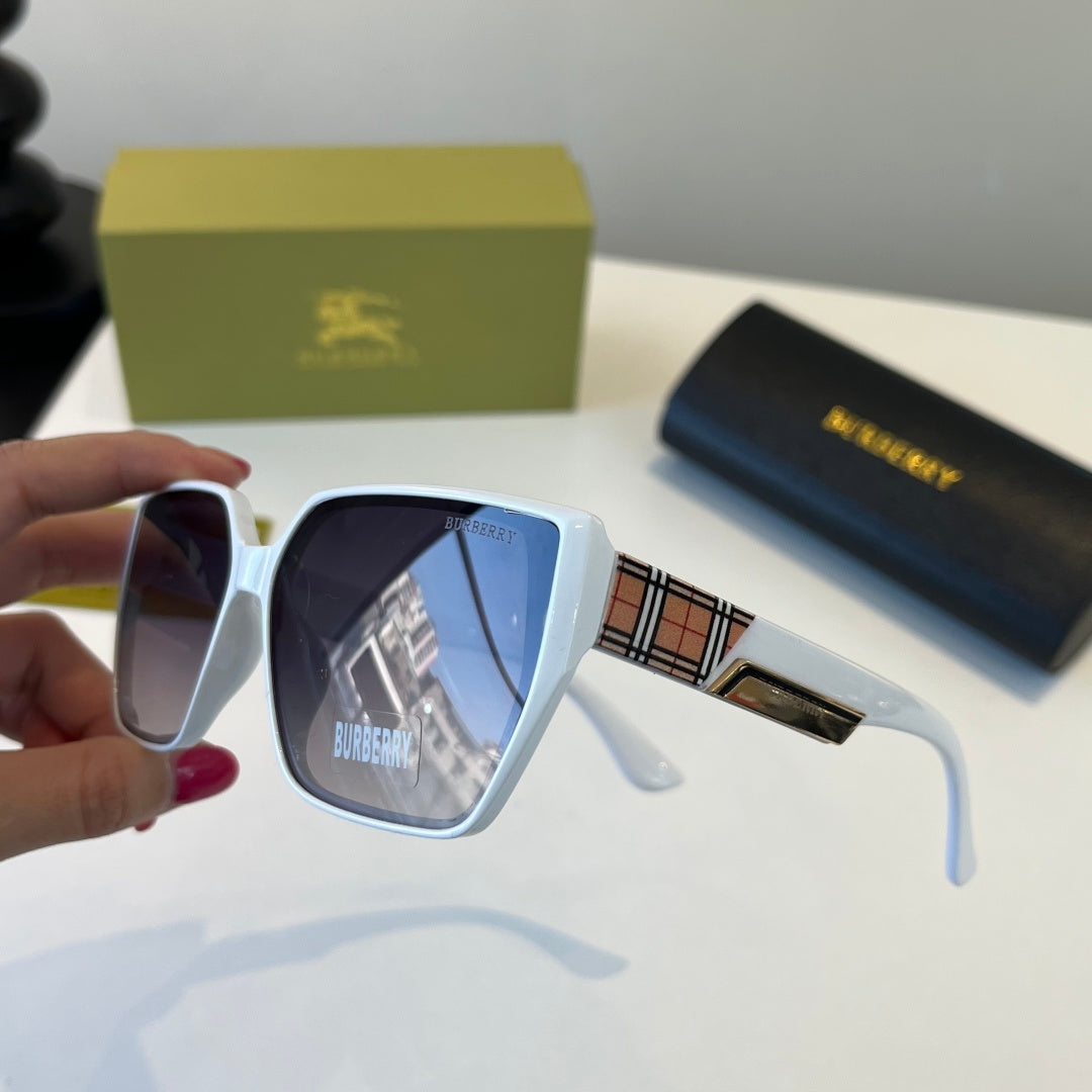 Burberry Fashion Silver Lens Sunglasses for Men & Women - 487416 - detail image 9