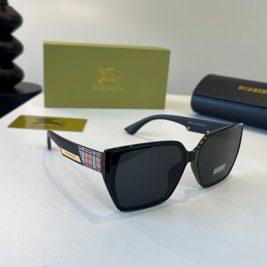 Burberry Fashion Black Lens Sunglasses for Men & Women - 487417