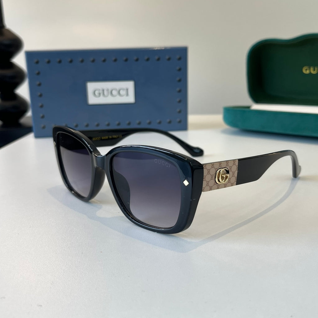 Gucci Oversized Black Lens Sunglasses for Women - 431400 - detail image 3