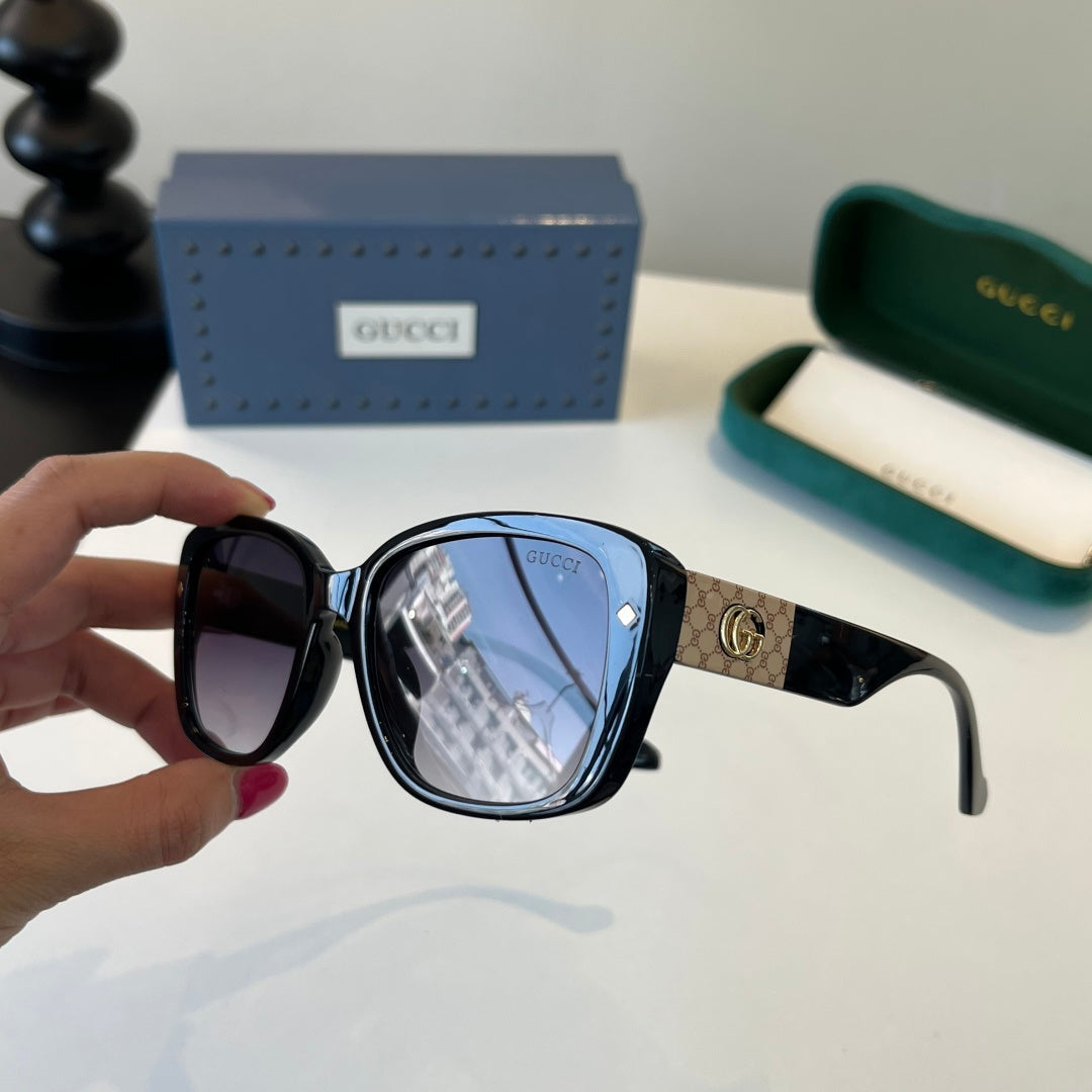 Gucci Oversized Black Lens Sunglasses for Women - 431400 - detail image 4