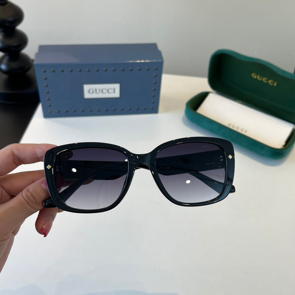 Gucci Oversized Black Lens Sunglasses for Women - 431400 - detail image 6