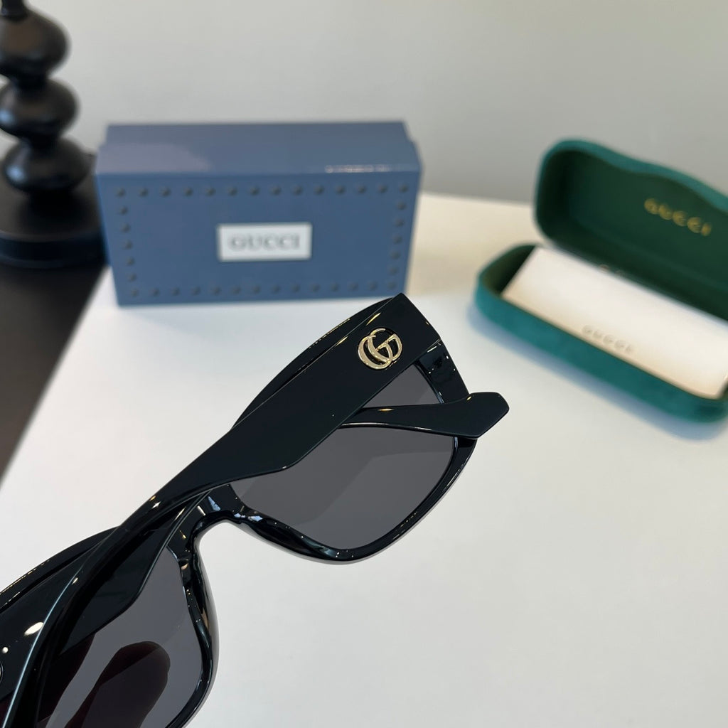 Gucci Oversized Black Lens Sunglasses for Women - 431401 - detail image 7
