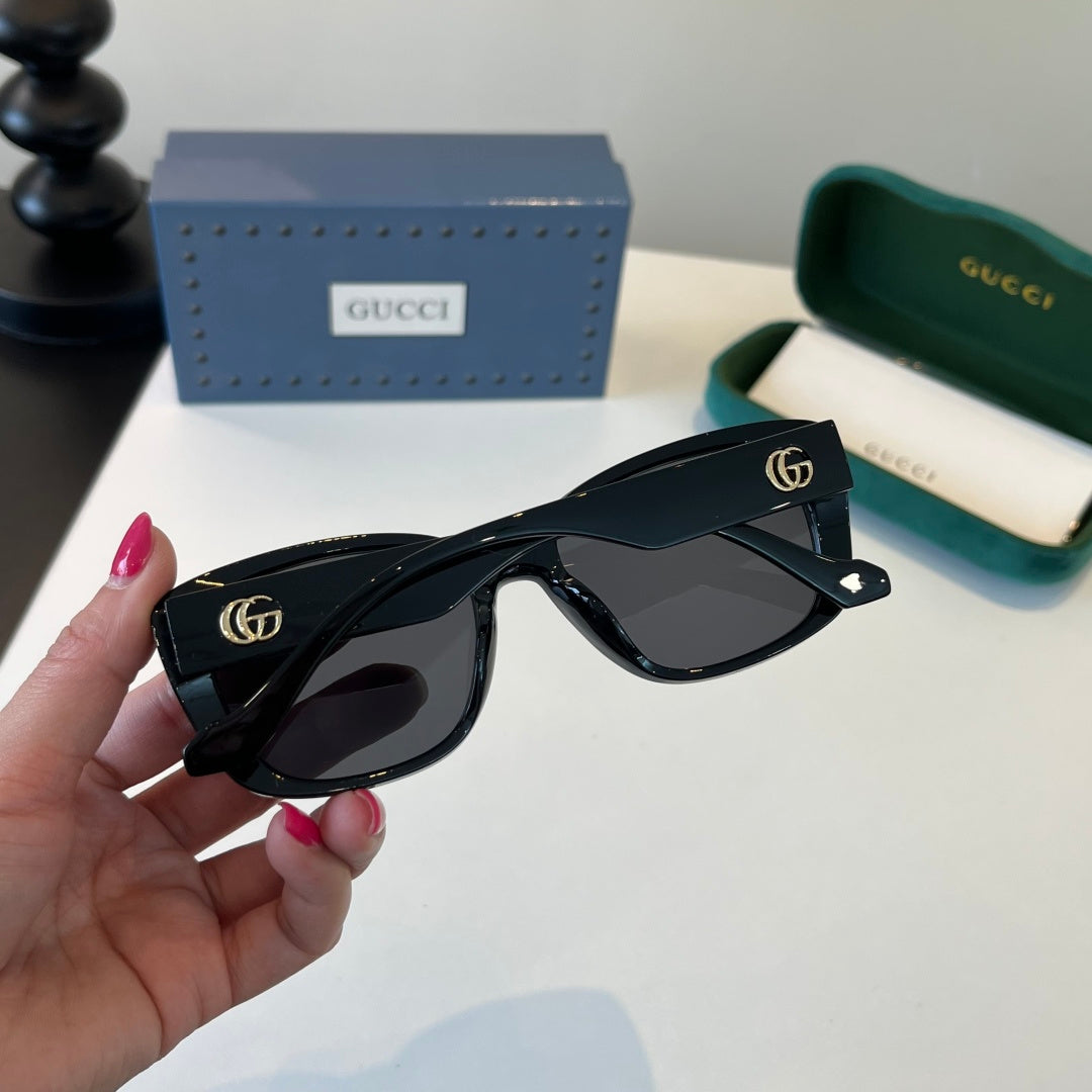 Gucci Oversized Black Lens Sunglasses for Women - 431401 - detail image 8