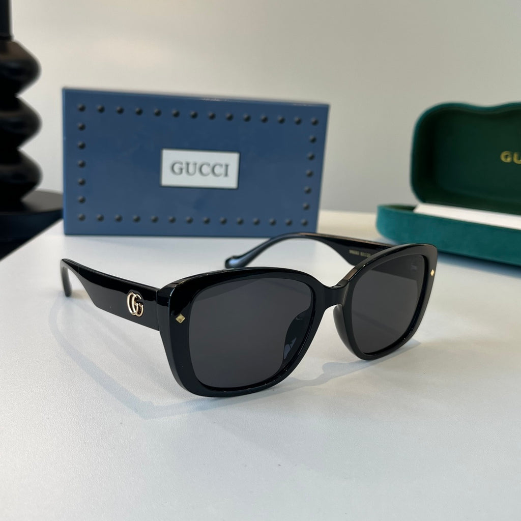 Gucci Oversized Black Lens Sunglasses for Women - 431401