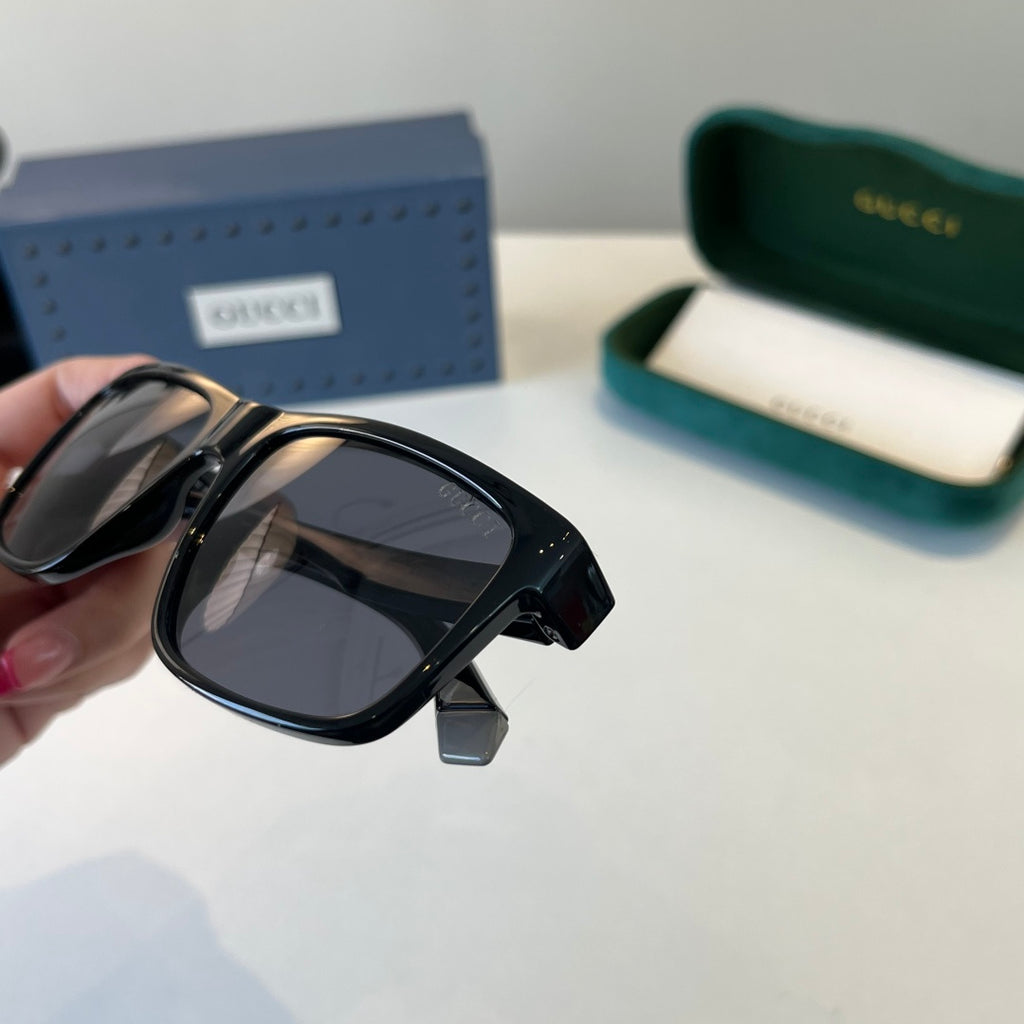 Gucci Fashion Black Lens Sunglasses for Men & Women - 431402 - detail image 7