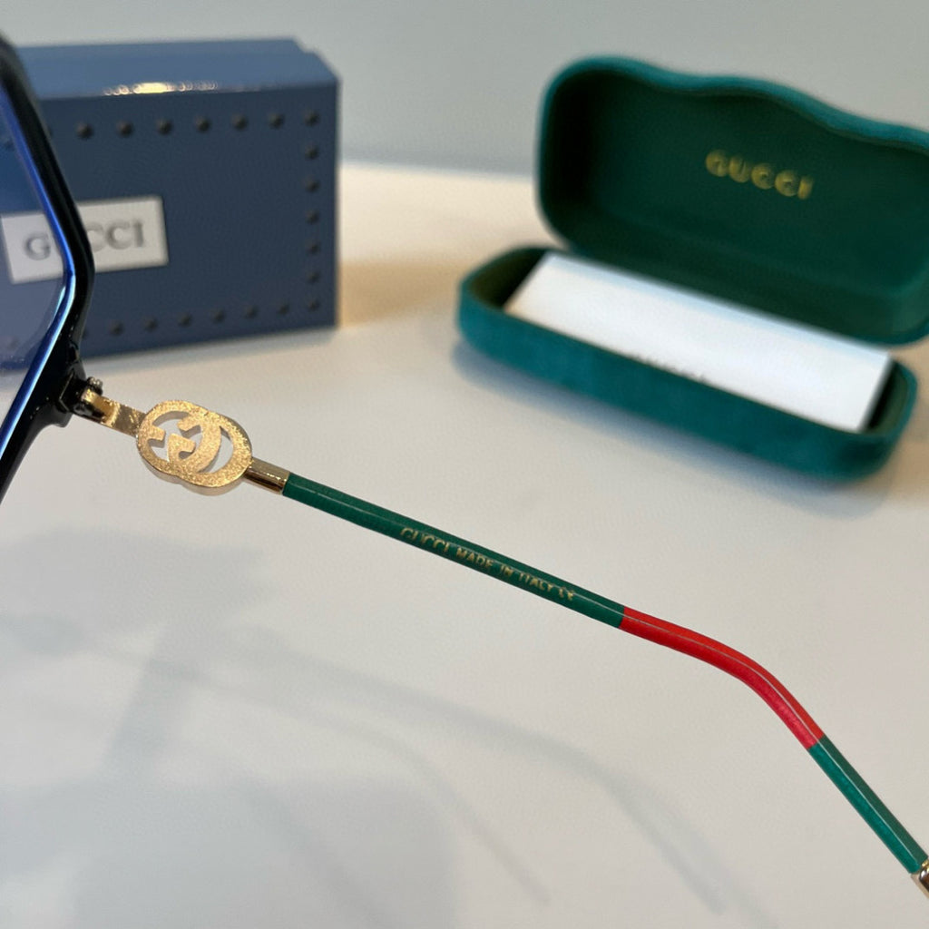 Gucci Oversized Silver Lens Sunglasses for Men & Women - 464866 - detail image 5