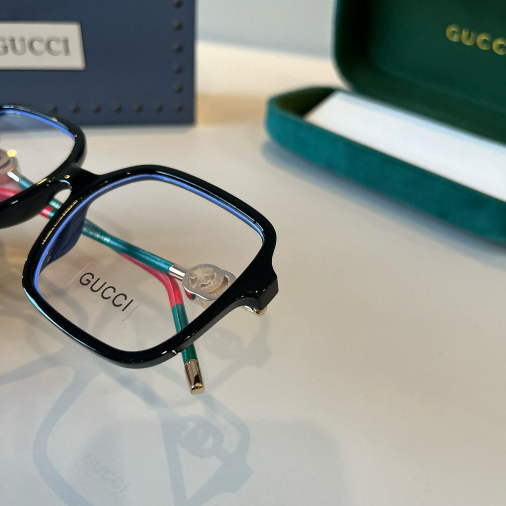 Gucci Oversized Silver Lens Sunglasses for Men & Women - 464866 - detail image 9