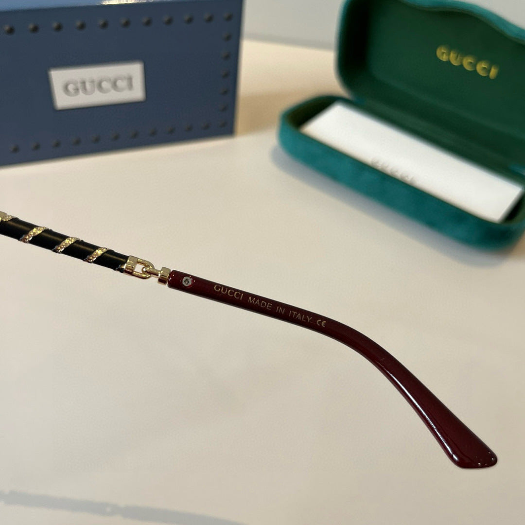 Gucci Fashion Silver Lens Sunglasses for Men & Women - 464867 - detail image 9