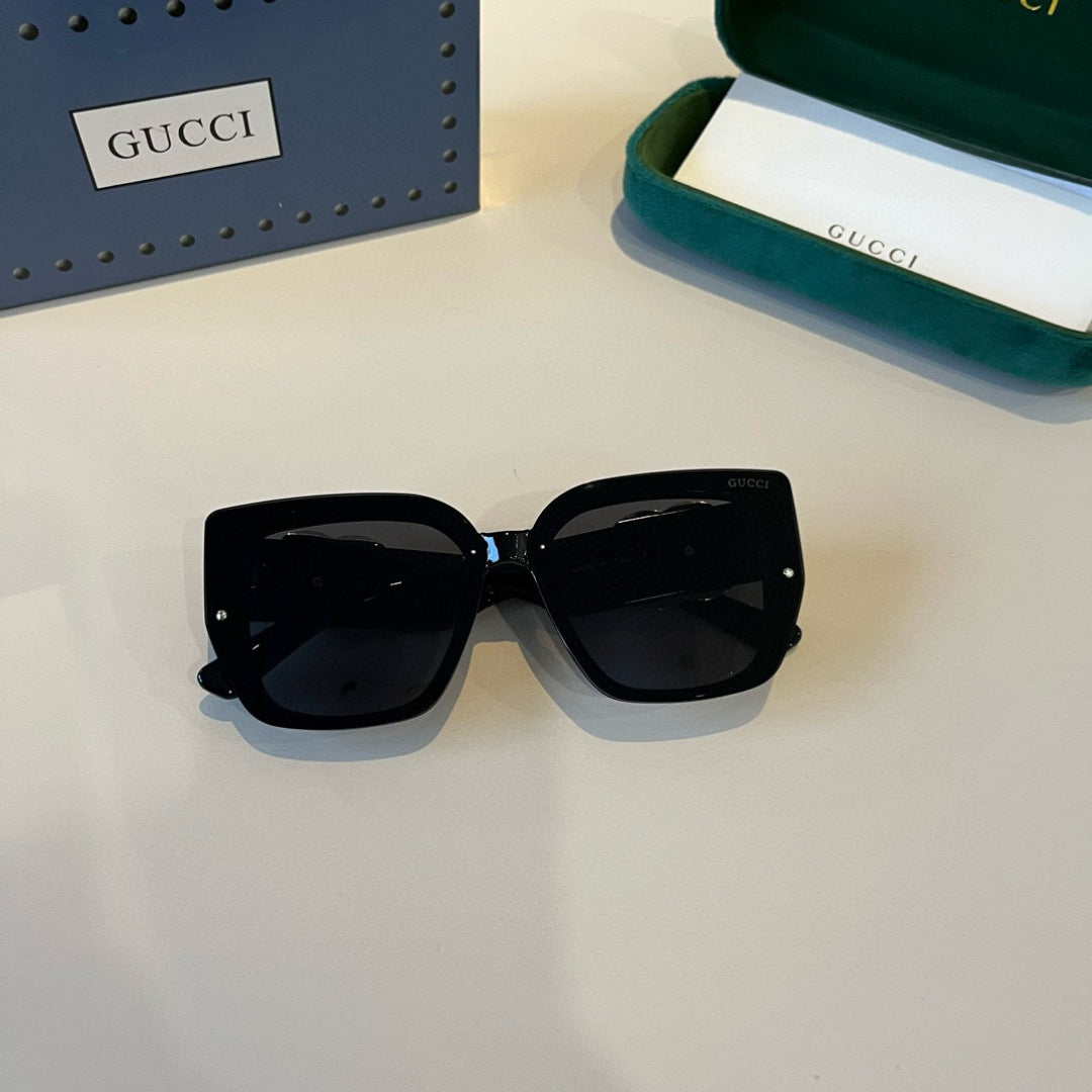 Gucci Oversized Black Lens Sunglasses for Men & Women - 464868 - detail image 8