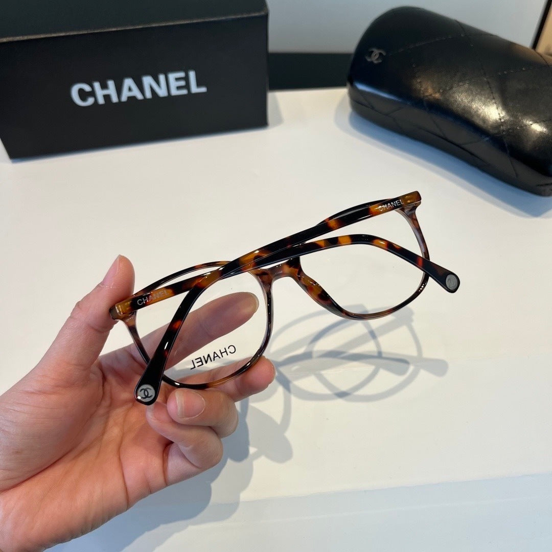 Chanel Oversized Brown Lens Sunglasses for Men & Women - 431537 - detail image 8