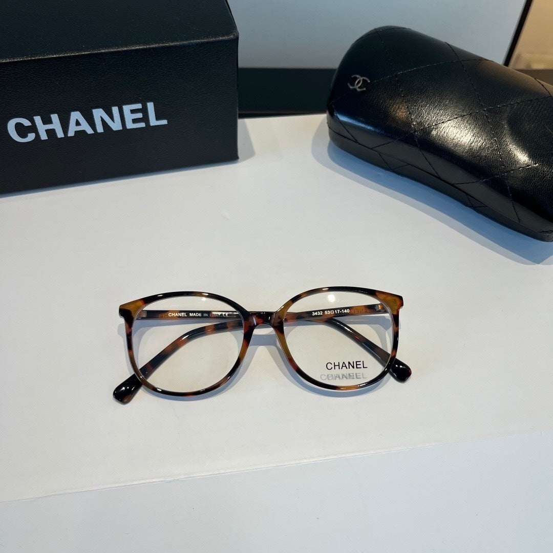 Chanel Oversized Brown Lens Sunglasses for Men & Women - 431537 - detail image 9