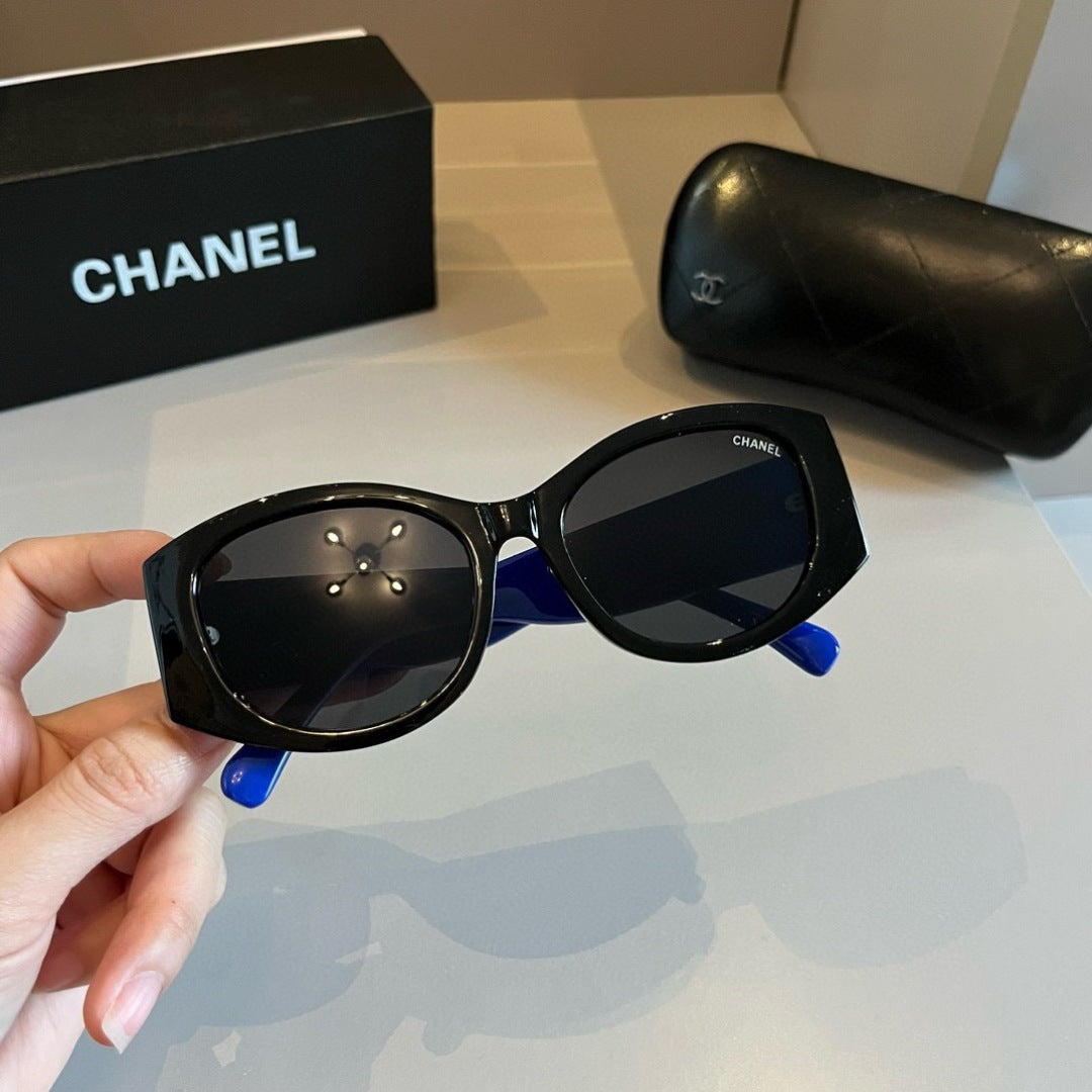 Chanel Fashion Blue Lens Sunglasses for Men & Women - 465088 - detail image 5