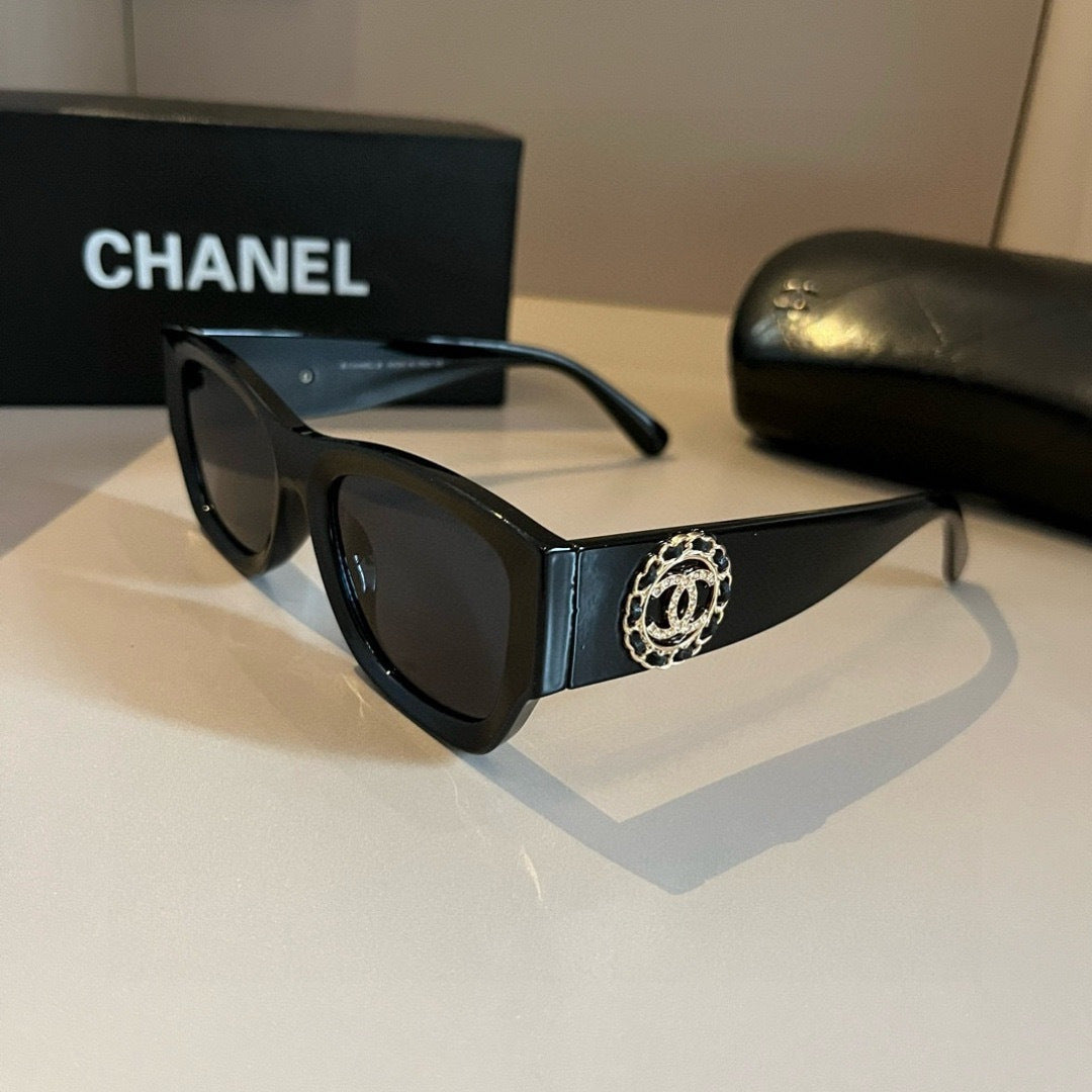 Chanel Fashion Gold Lens Sunglasses for Men & Women - 486677 - detail image 3