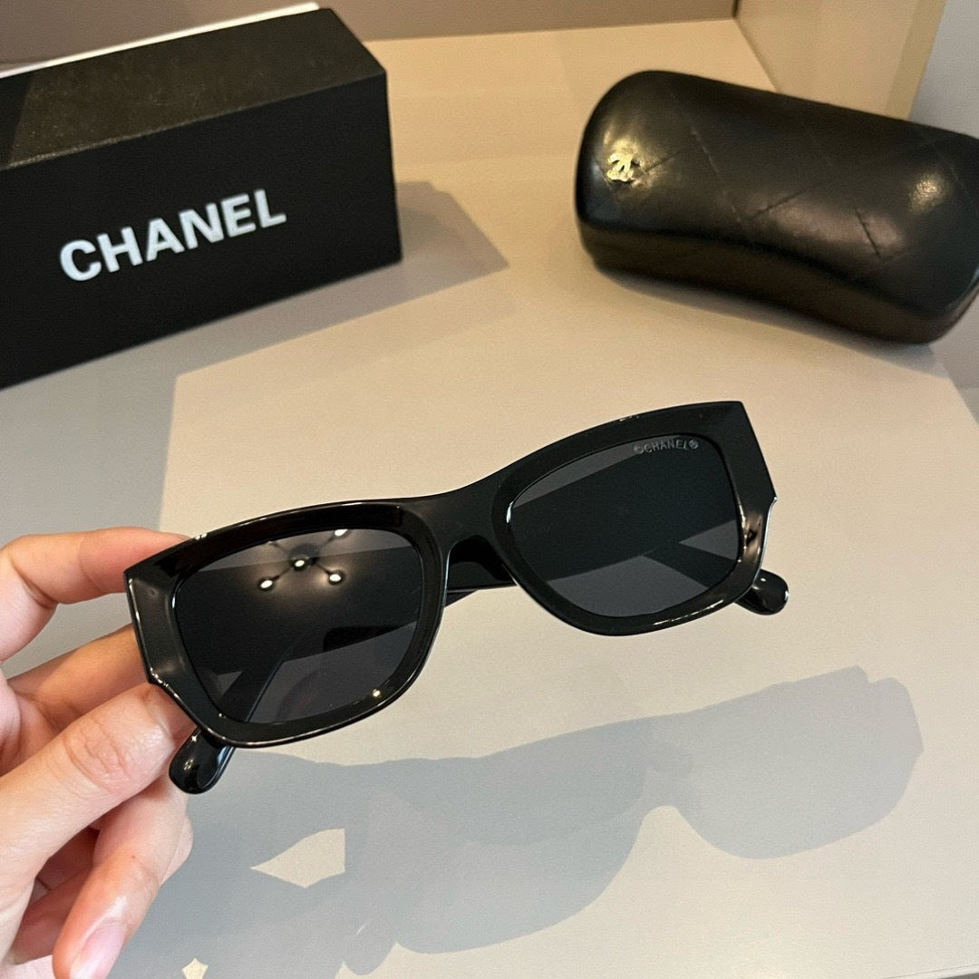 Chanel Fashion Gold Lens Sunglasses for Men & Women - 431567 - detail image 2