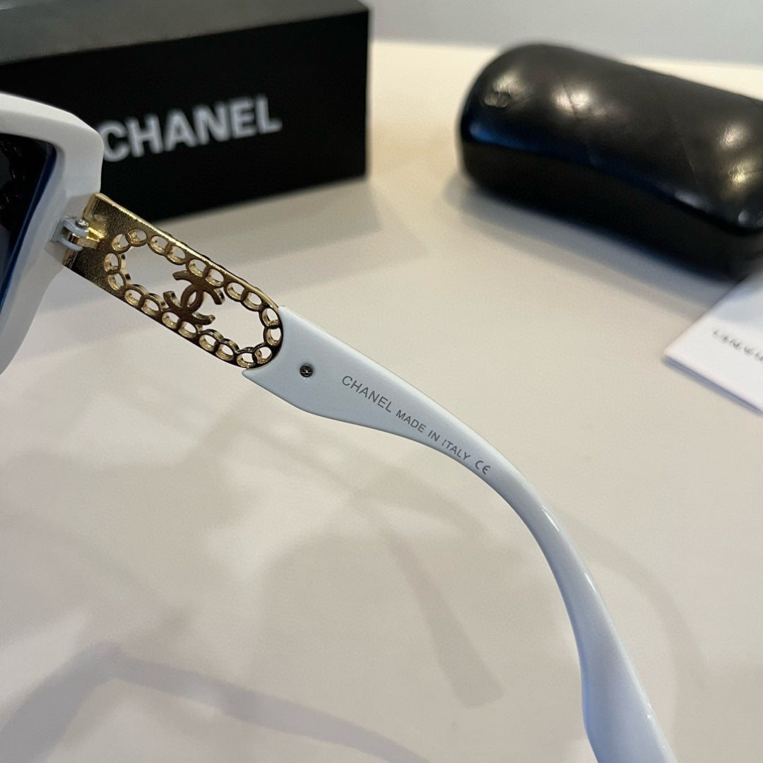 Chanel Oversized Silver Lens Sunglasses for Men & Women - 486679 - detail image 9
