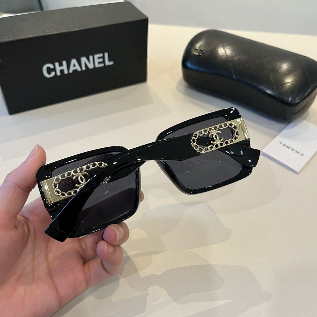 Chanel Oversized Silver Lens Sunglasses for Men & Women - 486680 - detail image 8