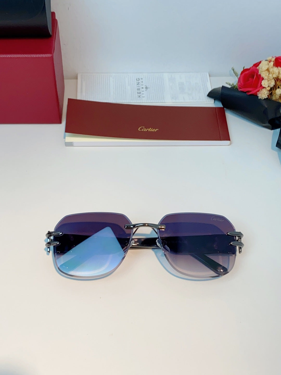 Cartier Polarized Metal Rimless Gray Lens Sunglasses for Men & Women - detail image 9