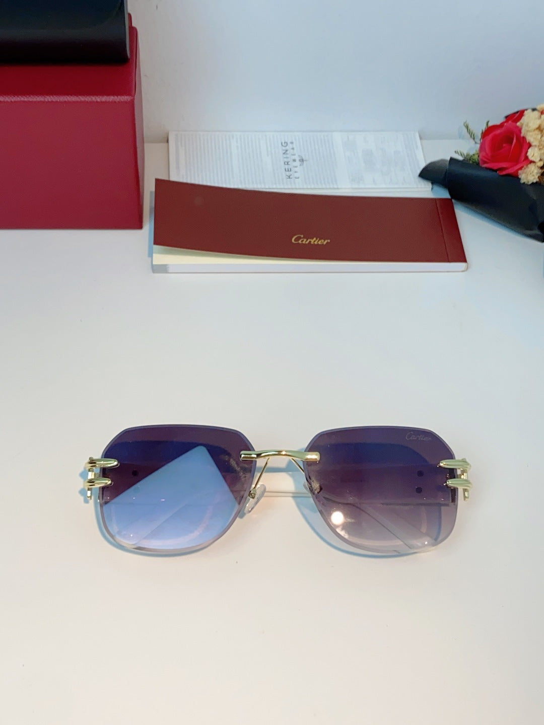 Cartier Polarized Metal Rimless Purple Lens Sunglasses for Men & Women - detail image 9