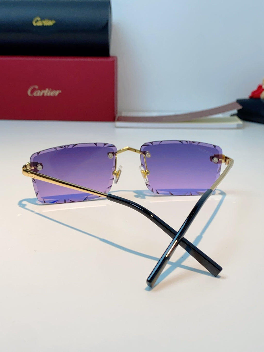 Cartier Lightweight Rimless Purple Lens Sunglasses for Men & Women - 487361 - detail image 3