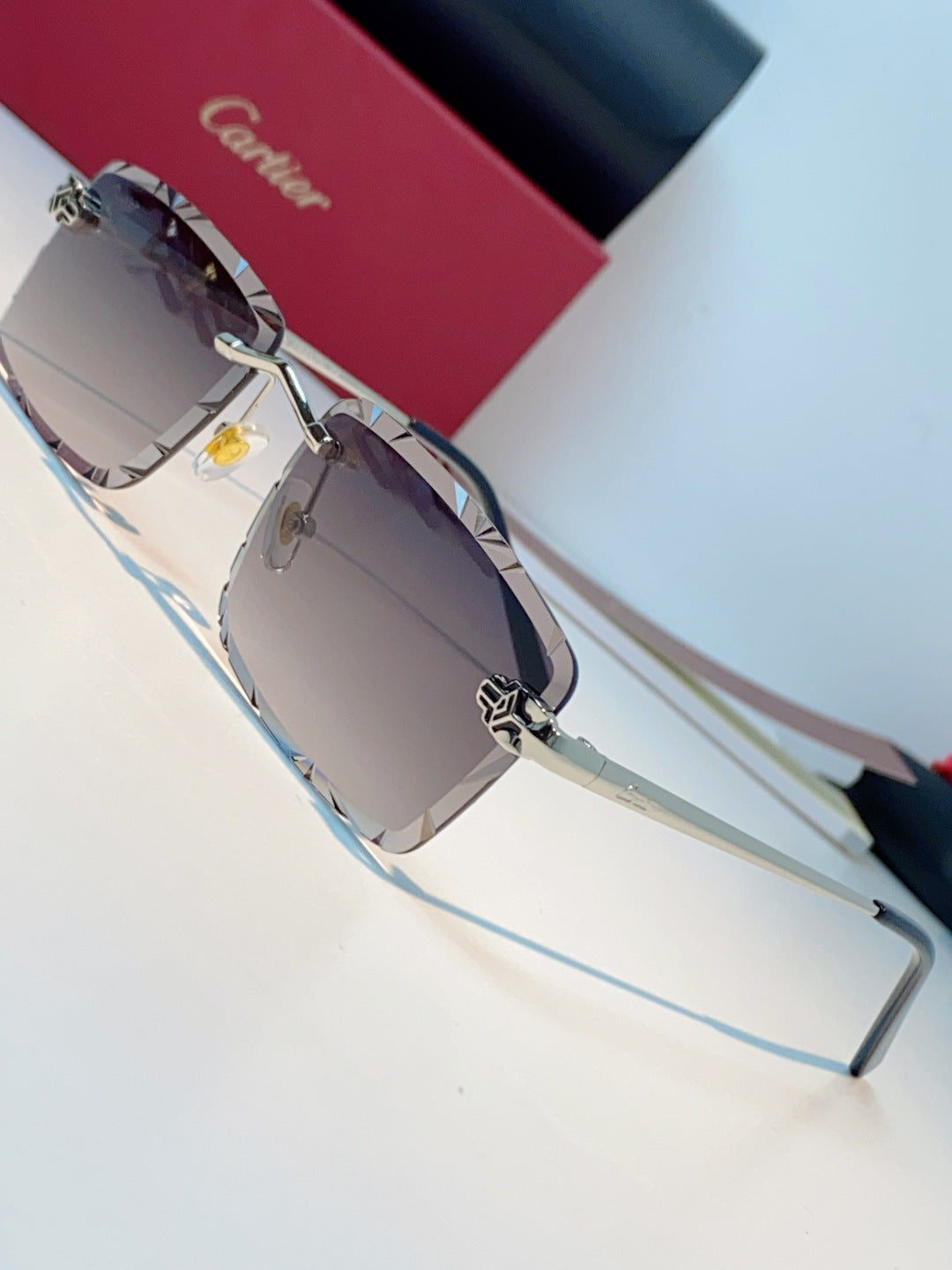 Cartier Lightweight Rimless Gray Lens Sunglasses for Men & Women - 487365 - detail image 7