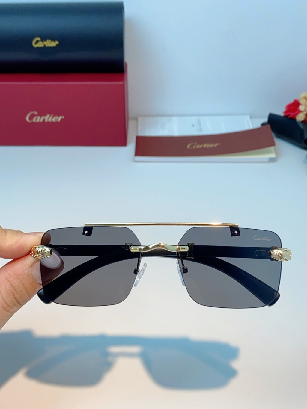 Cartier Lightweight Rimless Gray Lens Sunglasses for Men & Women - 487317 - detail image 4