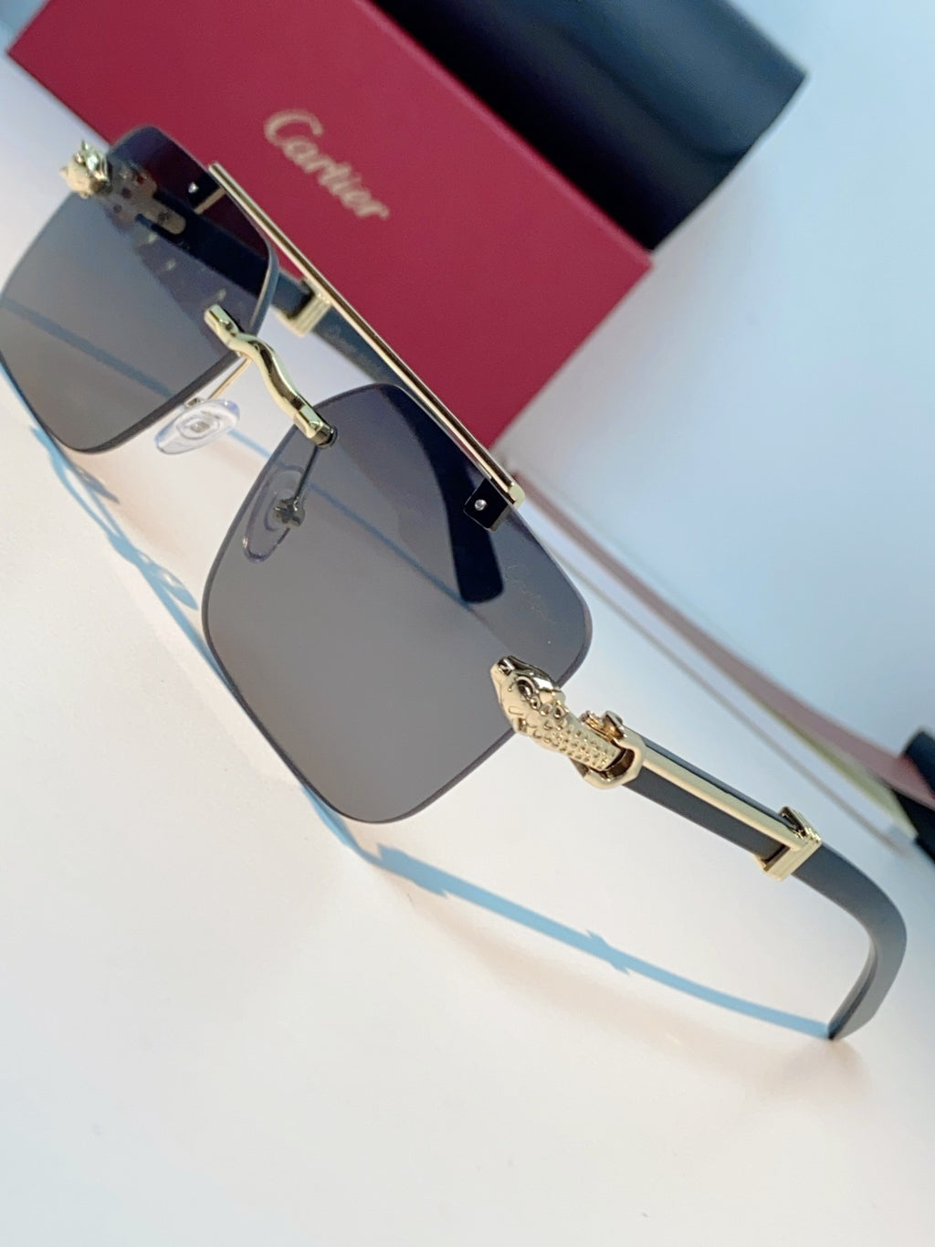 Cartier Lightweight Rimless Gray Lens Sunglasses for Men & Women - 487317 - detail image 7
