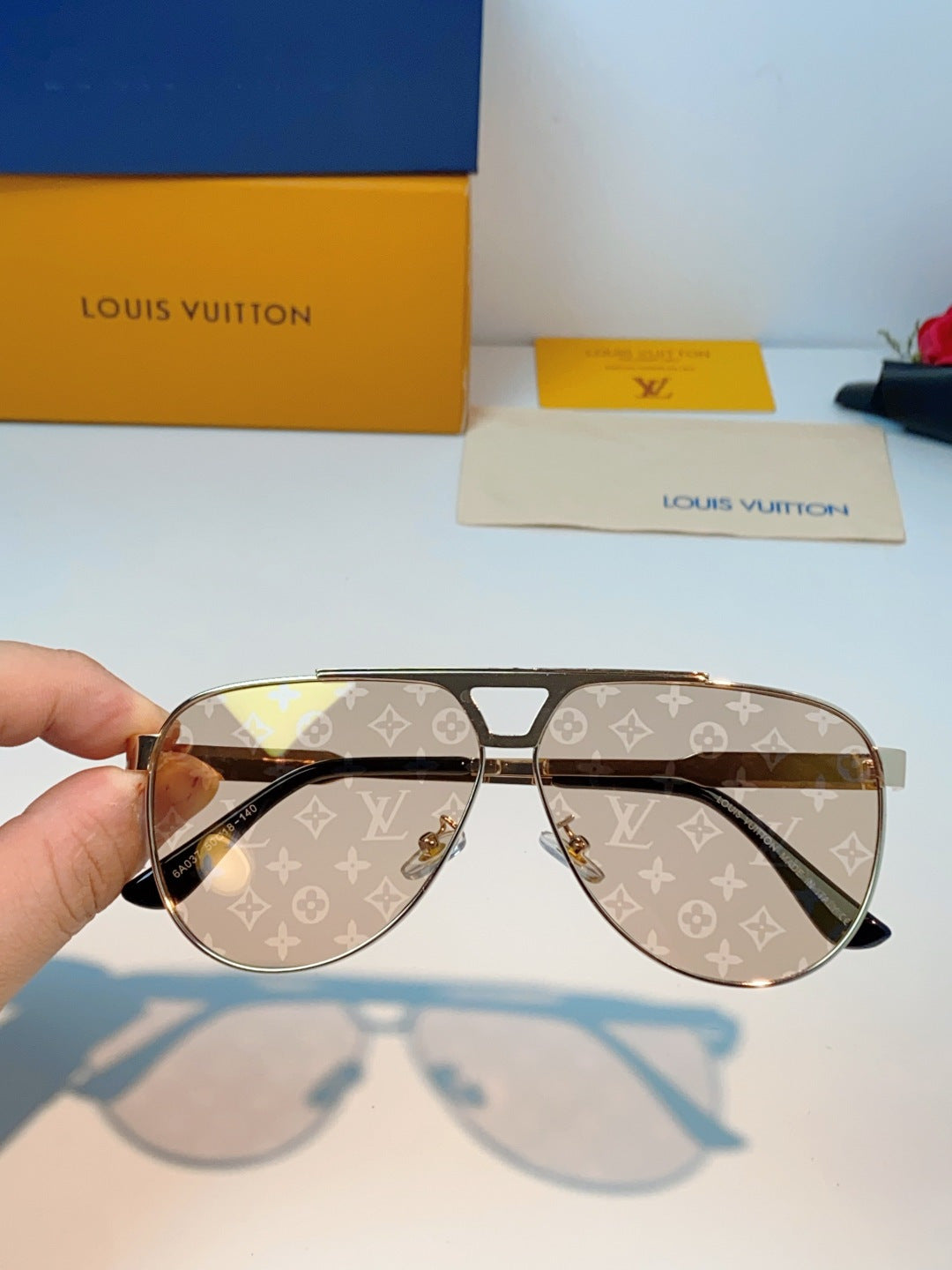 Louis Vuitton Metal Aviator Gold Lens Sunglasses for Men - detail image 4