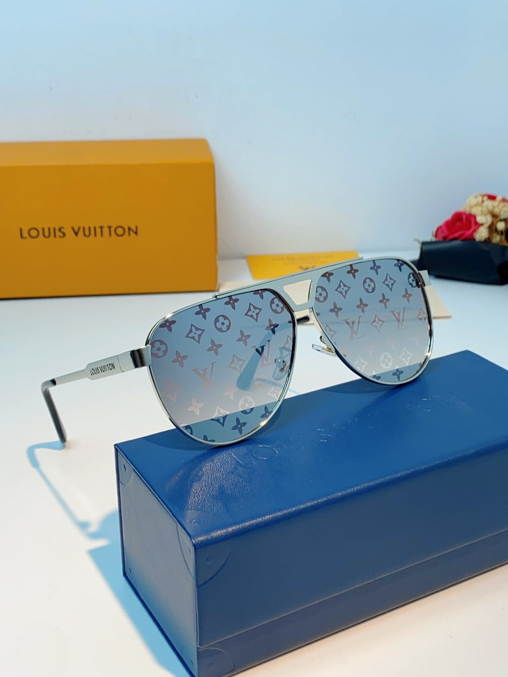 Louis Vuitton Metal Aviator Silver Lens Sunglasses for Men - 486209 - detail image 10