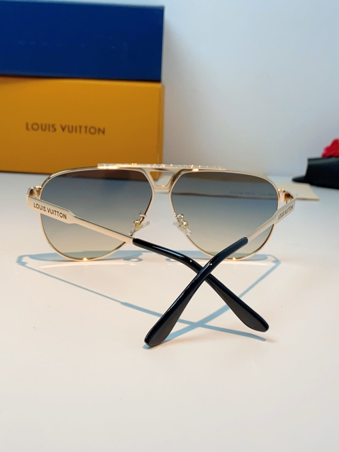 Louis Vuitton Metal Aviator Silver Lens Sunglasses for Men - 486210 - detail image 3