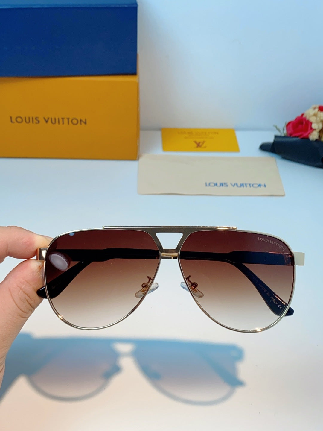 Louis Vuitton Metal Aviator Brown Lens Sunglasses for Men - detail image 4
