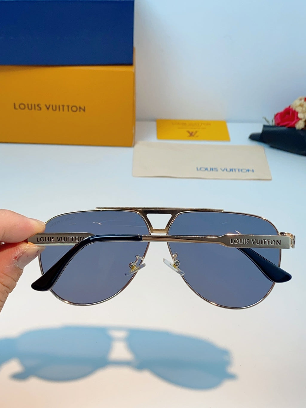 Louis Vuitton Metal Aviator Gray Lens Sunglasses for Men - detail image 5