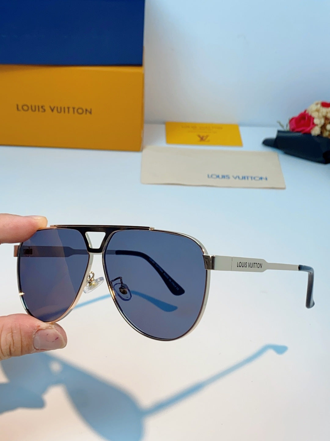 Louis Vuitton Metal Aviator Gray Lens Sunglasses for Men - detail image 6