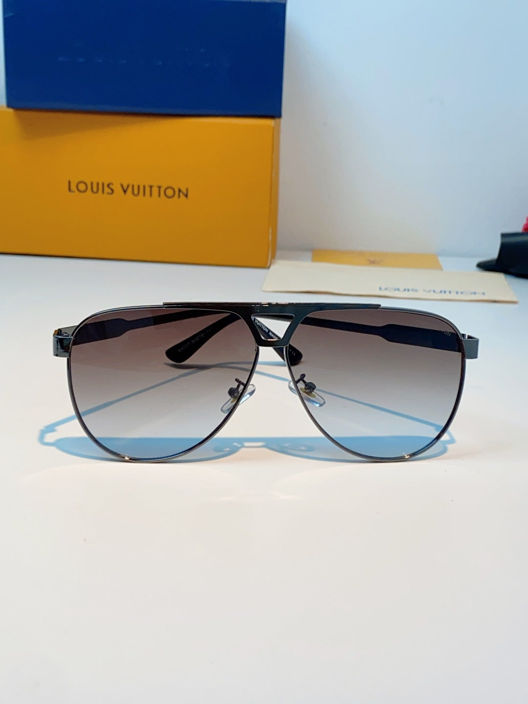 Louis Vuitton Metal Aviator Silver Lens Sunglasses for Men - detail image 2