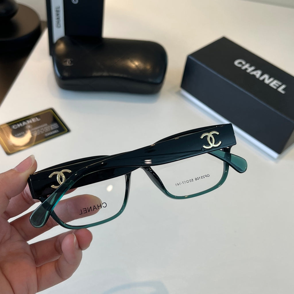 Chanel Oversized Silver Lens Sunglasses for Men & Women - 486651 - detail image 8