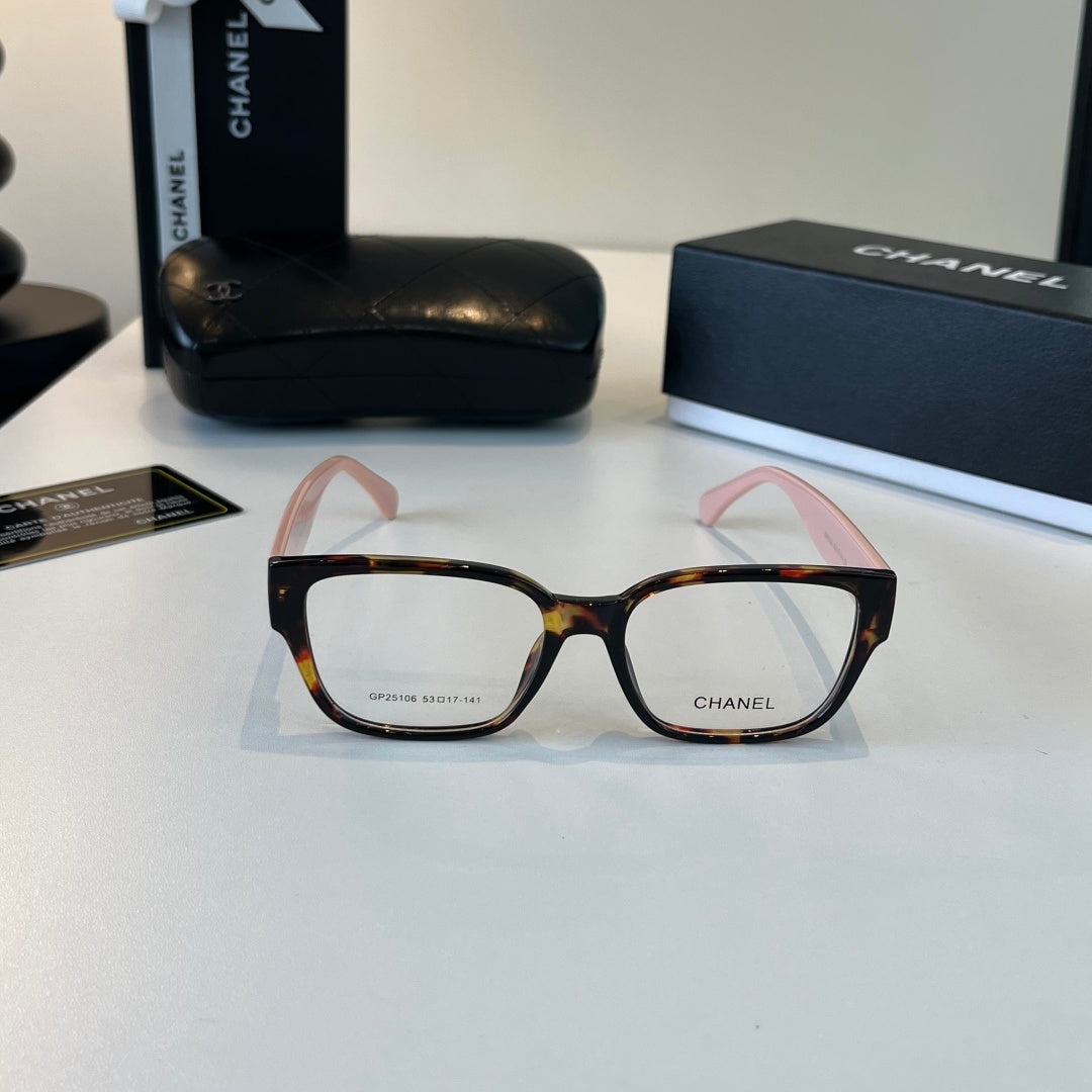 Chanel Oversized Silver Lens Sunglasses for Men & Women - 486653 - detail image 2