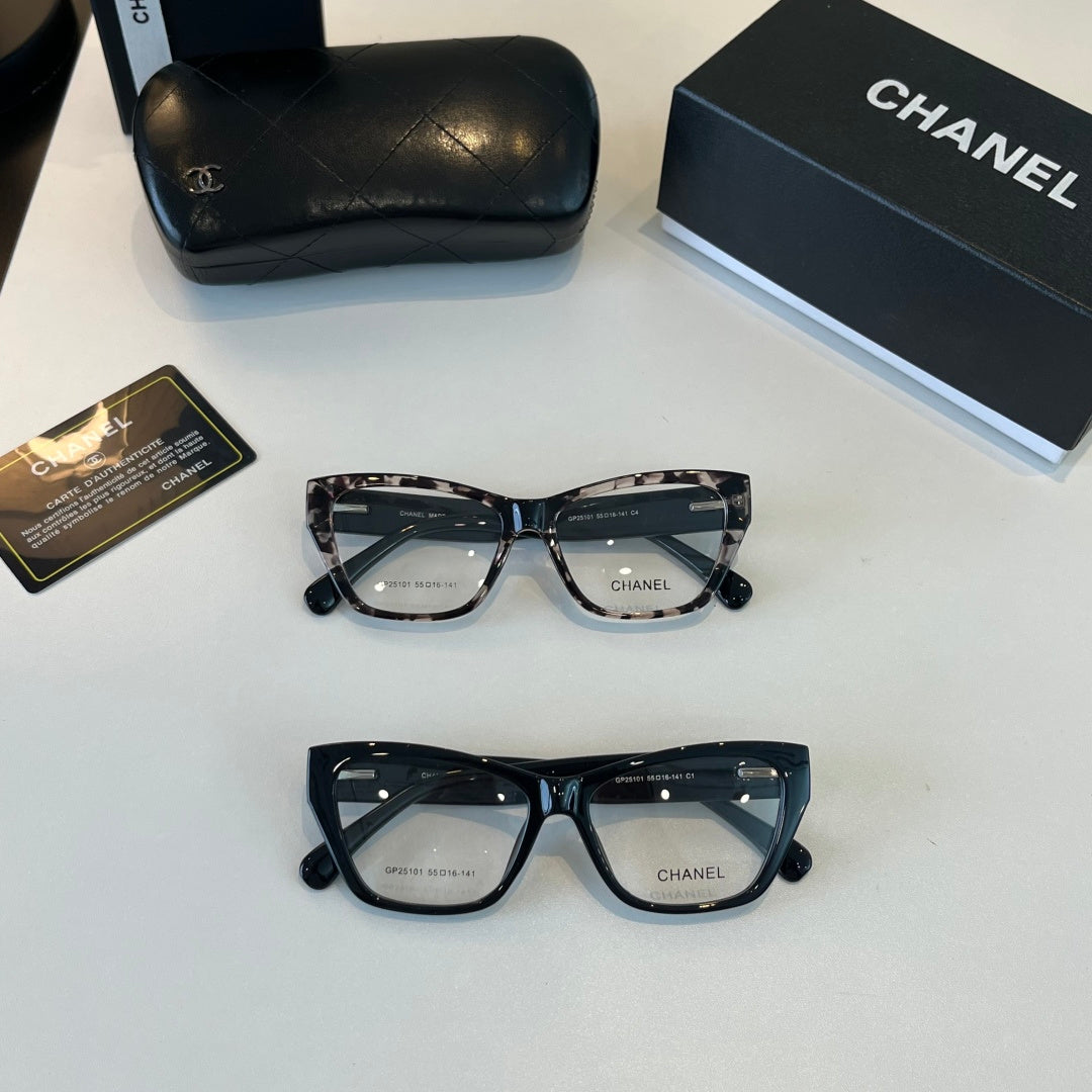 Chanel Oversized Silver Lens Sunglasses for Men & Women - 486654 - detail image 9