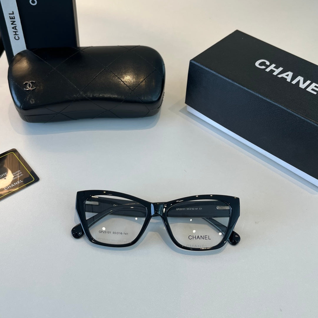 Chanel Oversized Silver Lens Sunglasses for Men & Women - 486654 - detail image 4