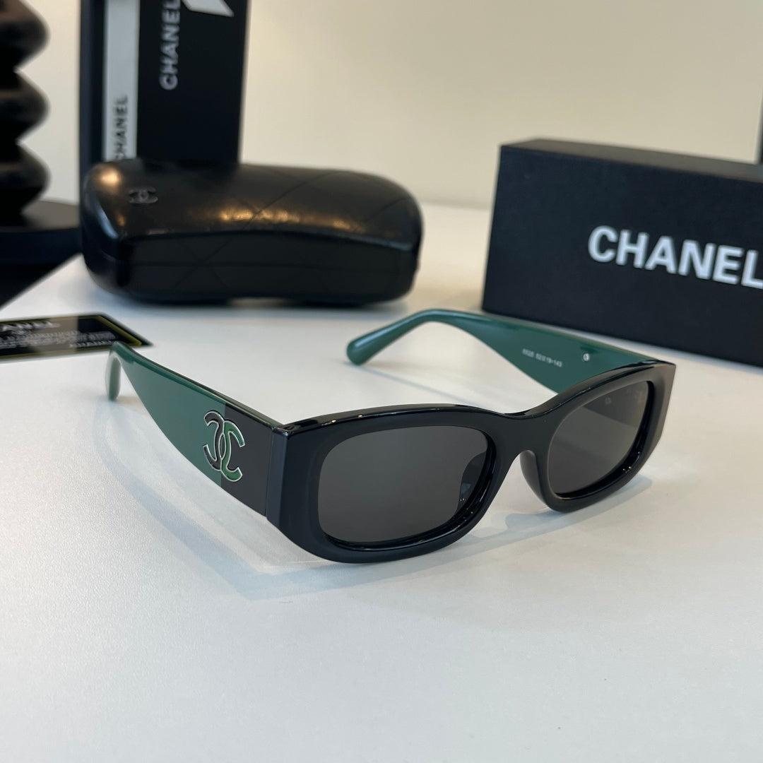 Chanel Fashion Black Lens Sunglasses for Men & Women - 486656
