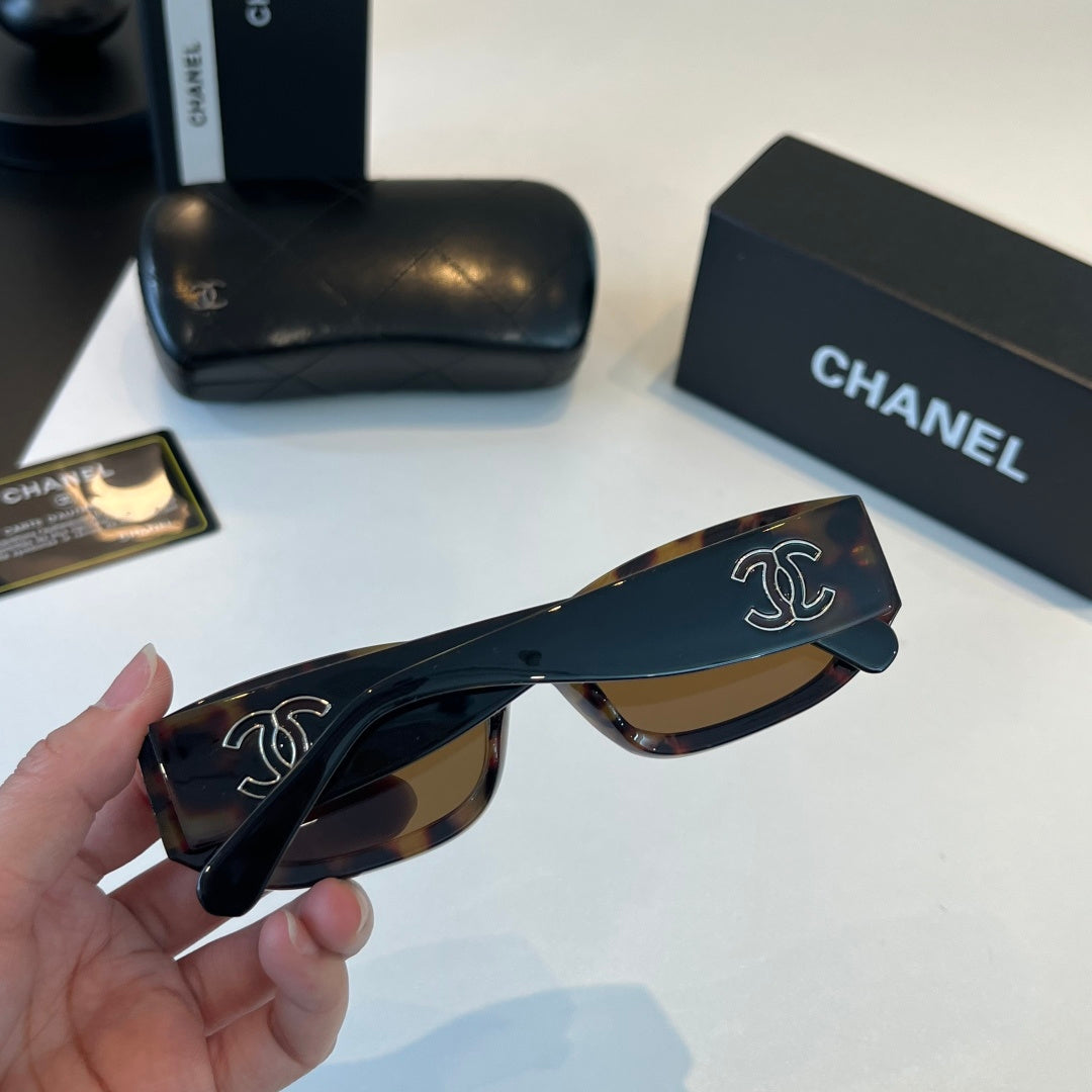 Chanel Fashion Black Lens Sunglasses for Men & Women - 486658 - detail image 8