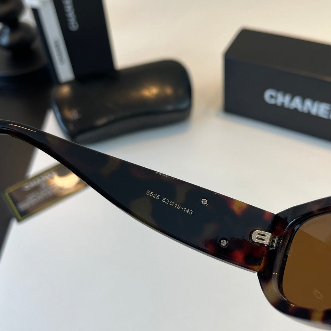 Chanel Fashion Black Lens Sunglasses for Men & Women - 486658 - detail image 9