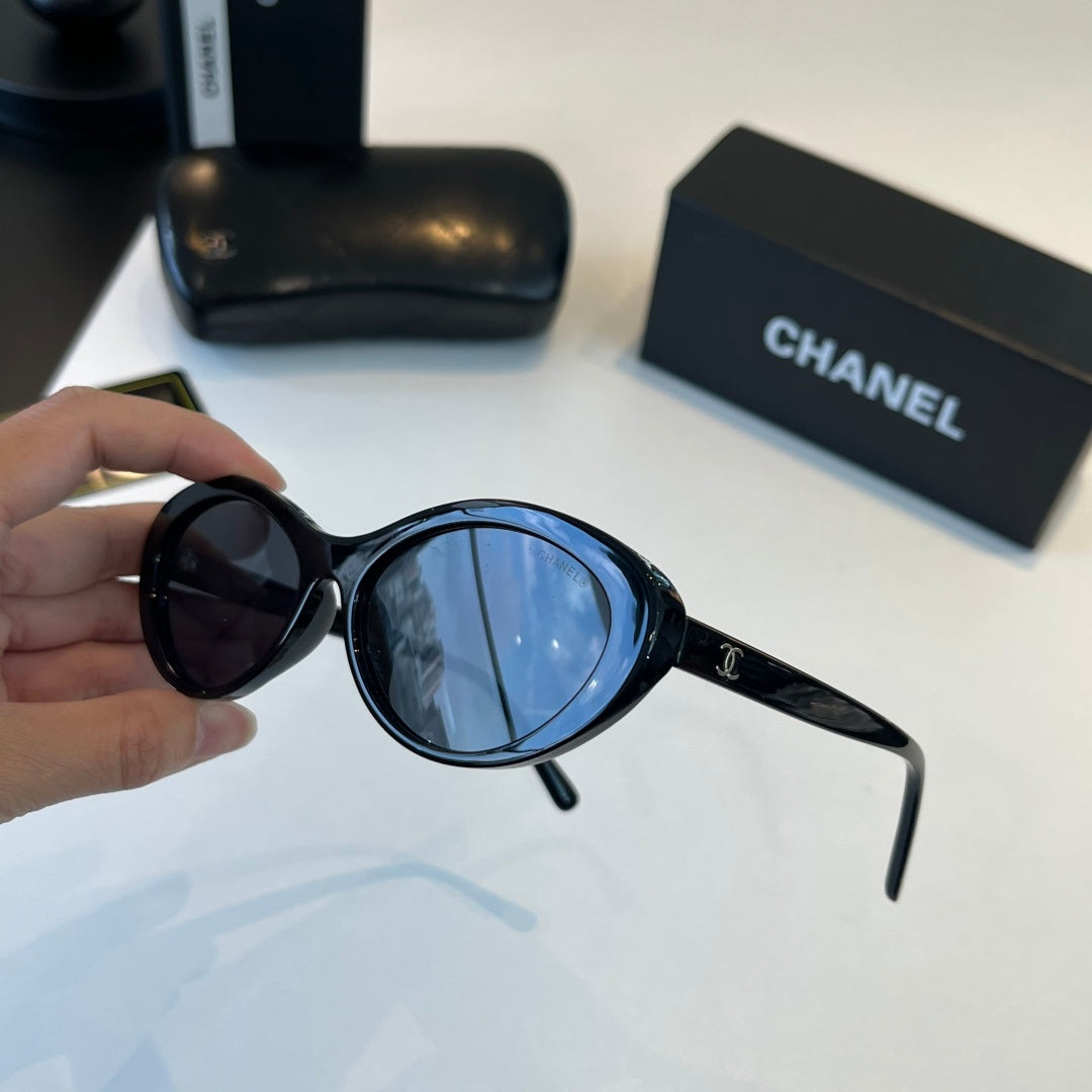 Chanel Cat-Eye Silver Lens Sunglasses for Men & Women - 486661 - detail image 4