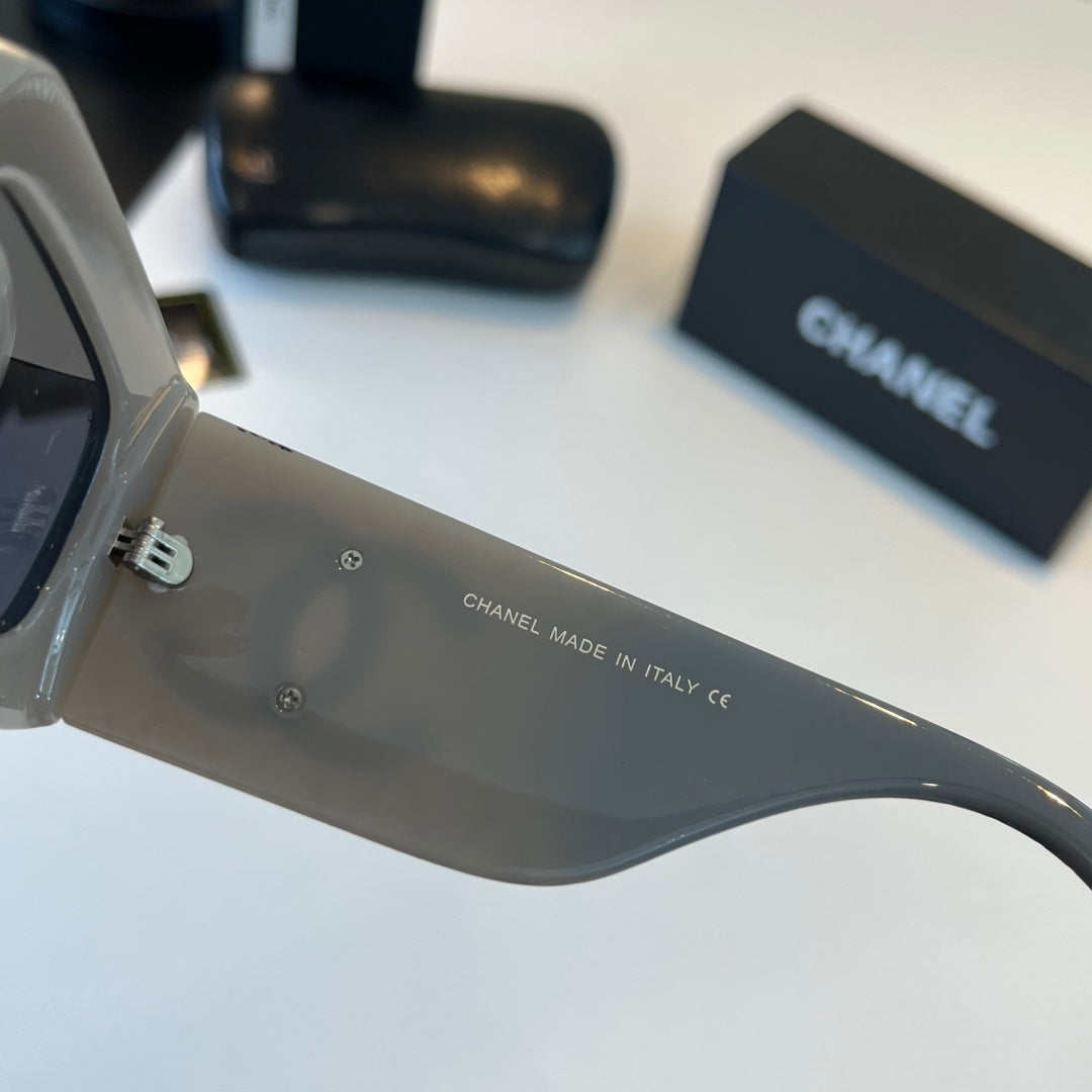 Chanel Fashion Gray Lens Sunglasses for Men & Women - 486662 - detail image 11