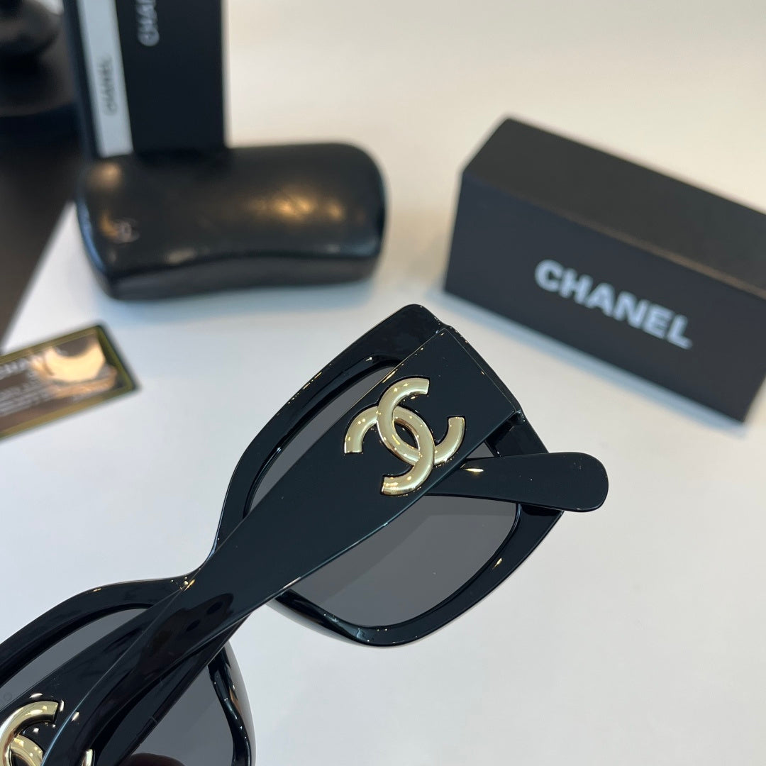 Chanel Fashion Black Lens Sunglasses for Men & Women - 486664 - detail image 7