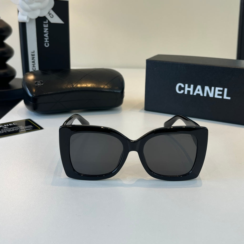 Chanel Fashion Black Lens Sunglasses for Men & Women - 486664 - detail image 2