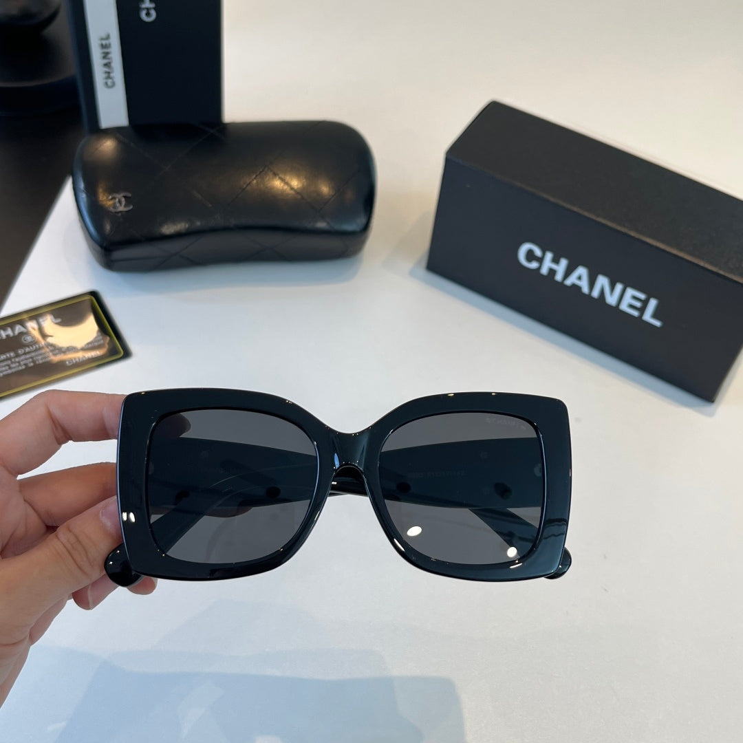 Chanel Fashion Black Lens Sunglasses for Men & Women - 486664 - detail image 6